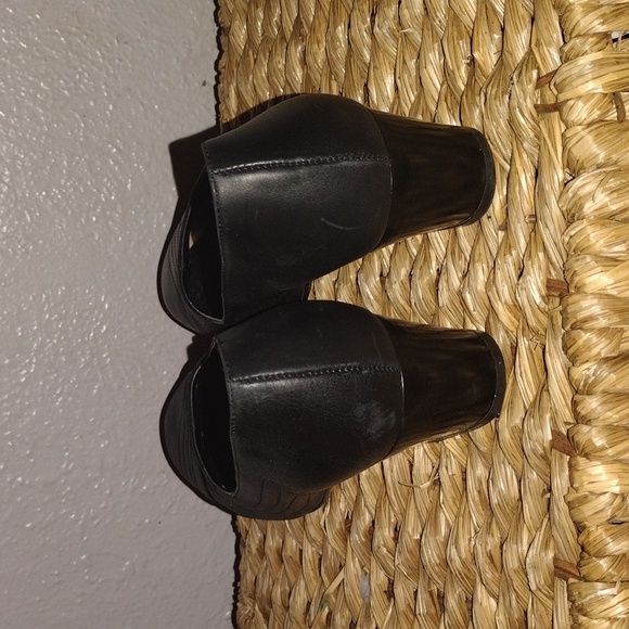 Black Leather Spring Step Anti Slip Comfortable Heel Made in France 8.5 - Picture 3 of 6
